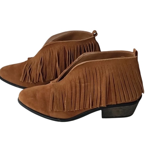 Maurices Shoes - Maurices Fringe V-cut Suede Ankle Booties in Brown Size 8 1/2